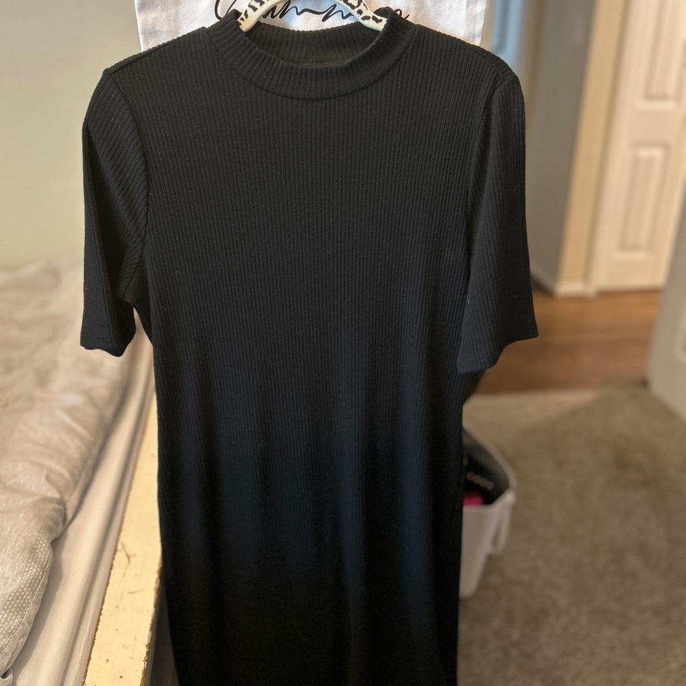 Old Navy Black Short Sleeve Ribbed Dress